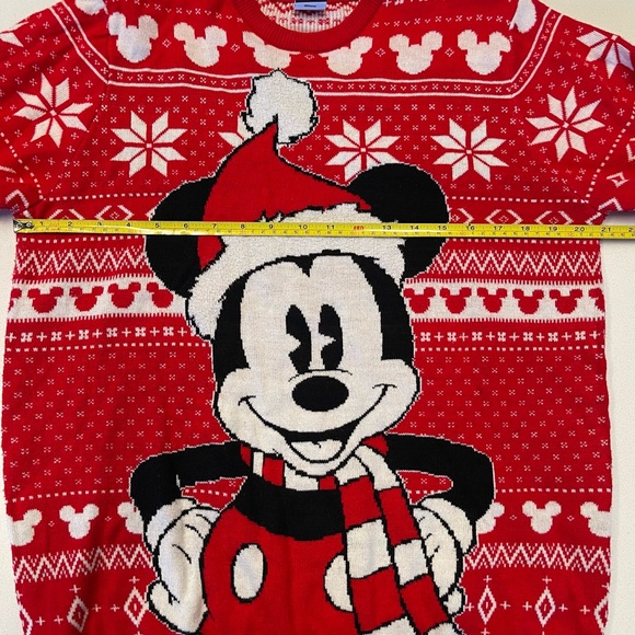 $80 Disney Mickey Mouse ugly Christmas sweater Fair aisle snowflake Unisex Large - Picture 4 of 8